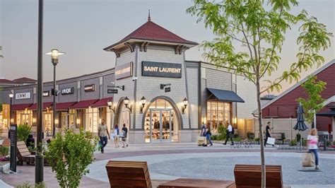 woodbury ysl|Woodbury Common Premium Outlets .